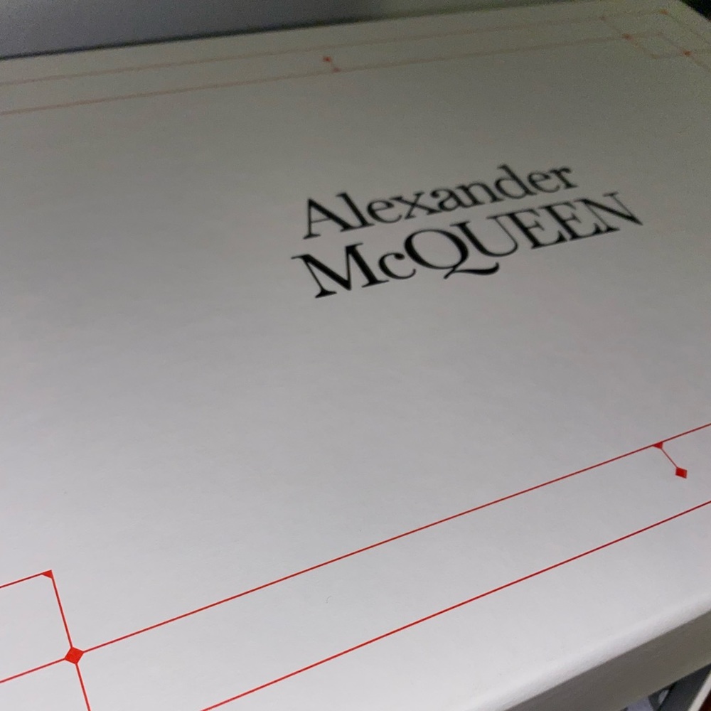 Alexander McQueen men’s oversized shoe
